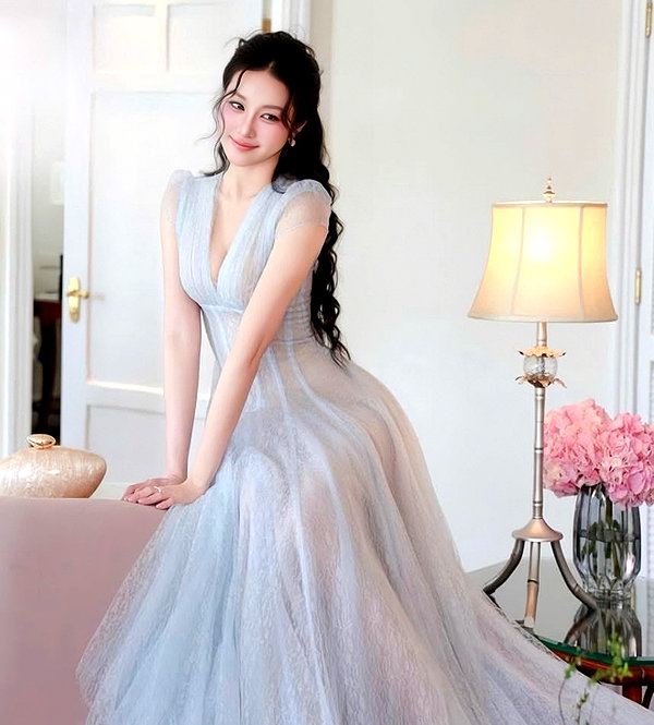 lyhythuedoxinh instagram image archive image