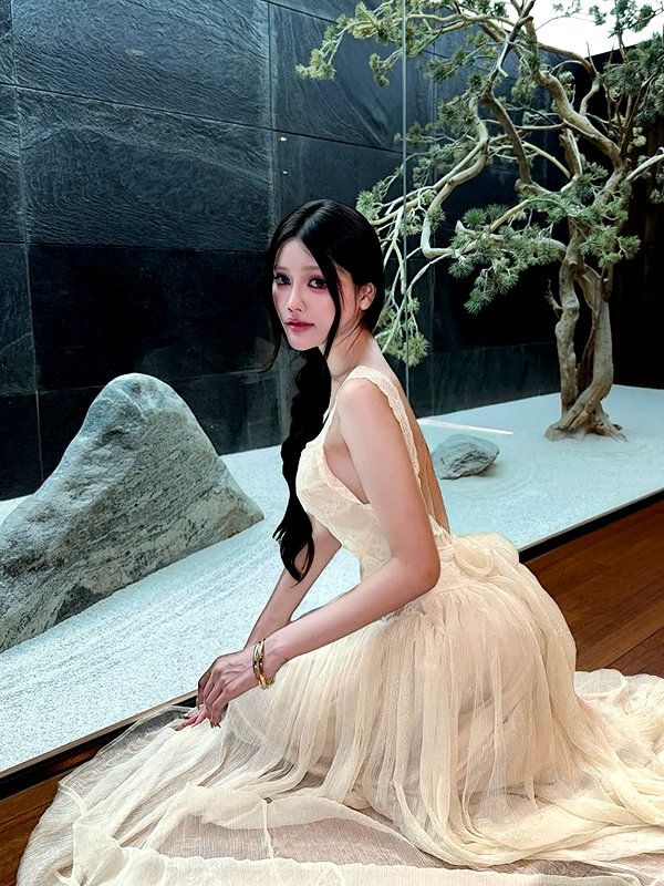 lyhythuedoxinh instagram image archive image