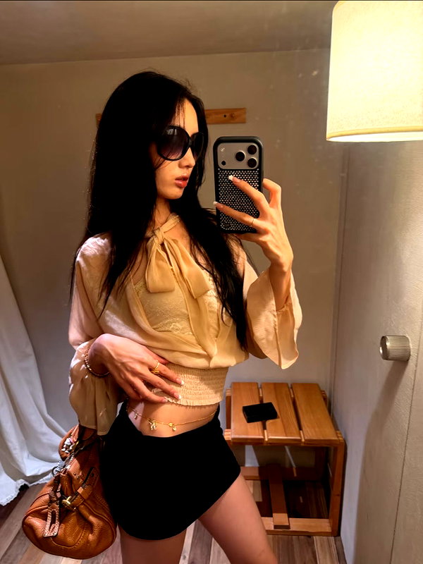 fair_mua instagram image archive image