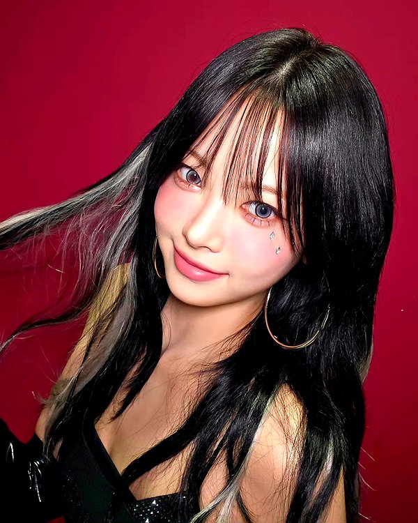 hhh.e_c.v instagram image archive image