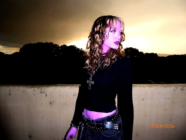 cyber.st4rz instagram image archive image