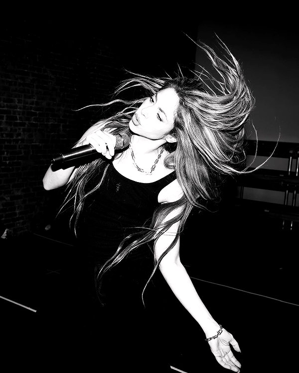 shakira instagram image archive image