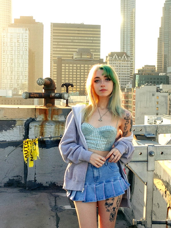 Archived image from @iluvmeww on Instagram