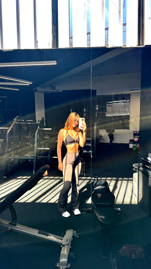 valeria_lukin instagram image archive image