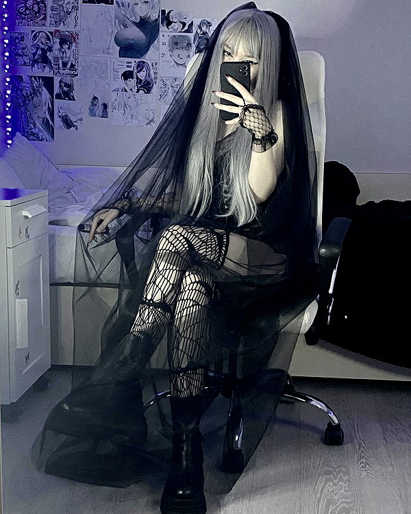 glowmoonshorty instagram image archive image
