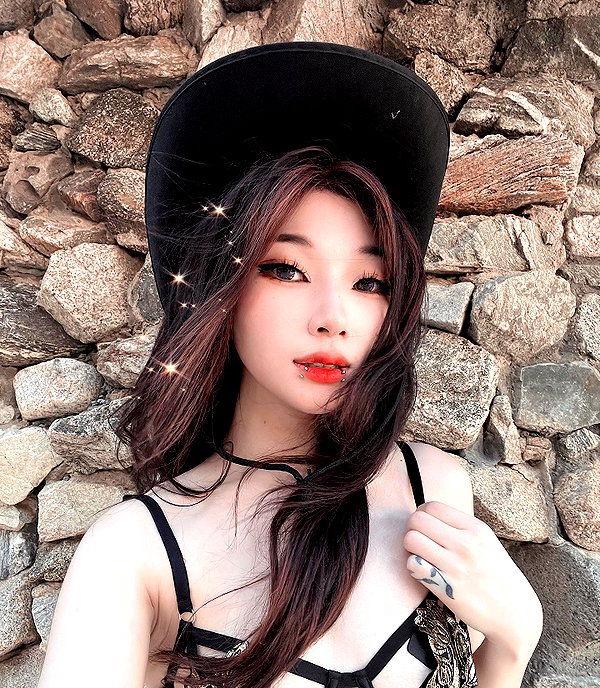 atlaseuu instagram image archive image