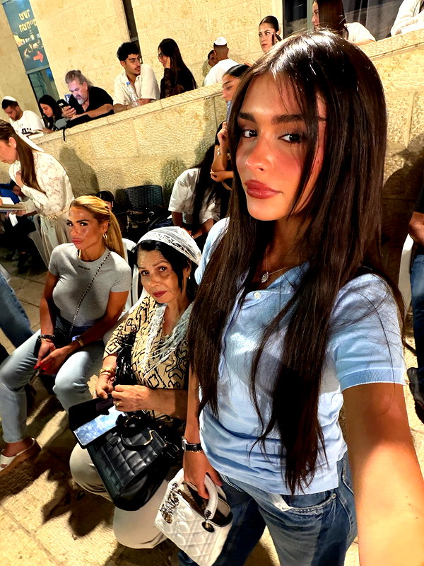yuvalhazan___ instagram image archive image