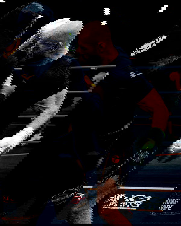 tateauraa tateauraa archive image