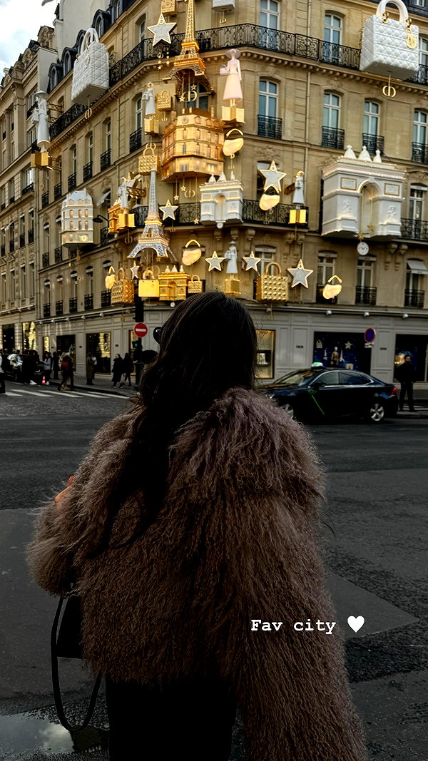 zoeliss instagram image archive image
