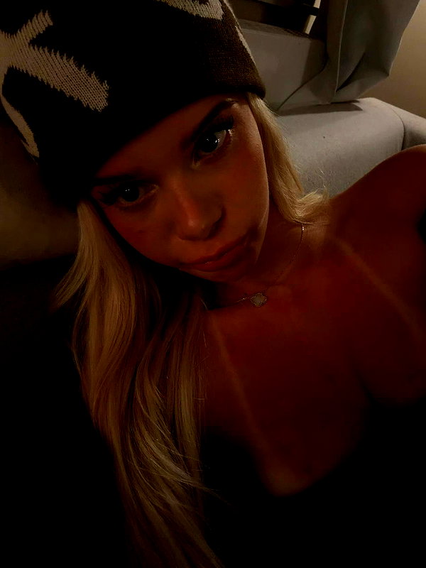 sophiecharlotth instagram image archive image