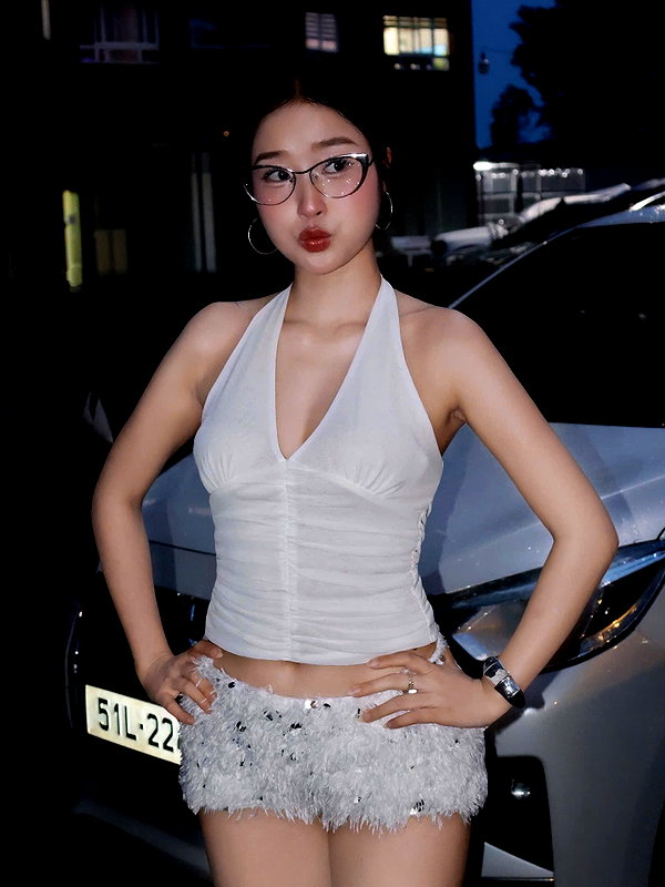 lyhythuedoxinh instagram image archive image