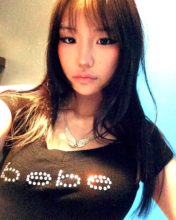 aud6y instagram image archive image