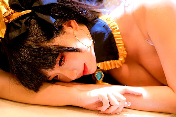muze instagram image archive image