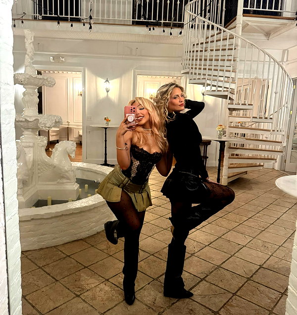 v.qx instagram image archive image