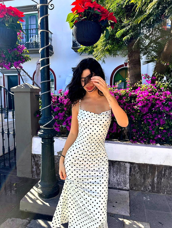 vanessa.rhd instagram image archive image