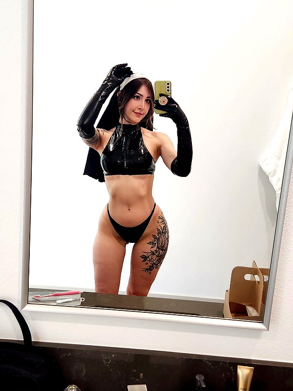 luxlo.xo instagram image archive image