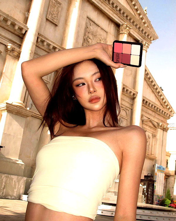 ll.lu1s instagram image archive image