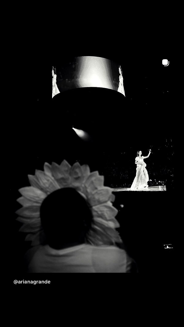 arianagrande instagram image archive image