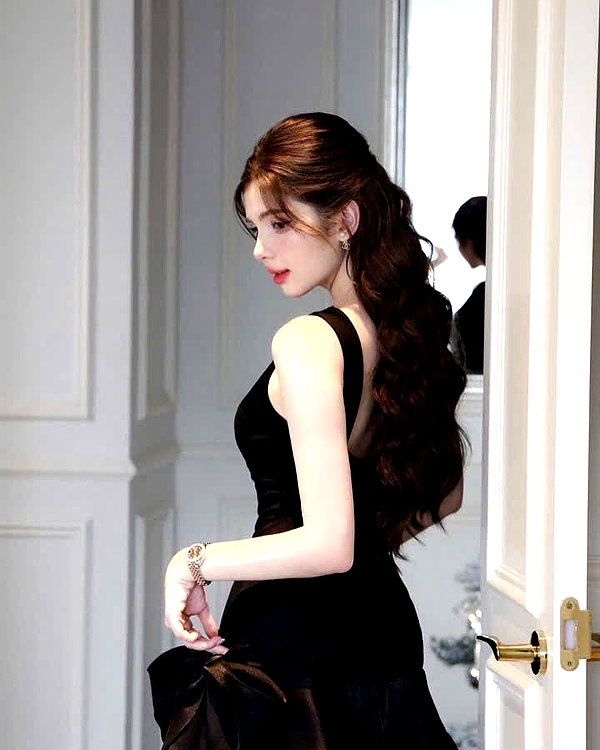 lyhythuedoxinh instagram image archive image