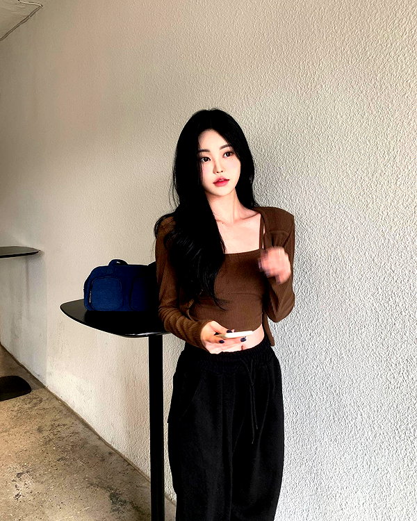 daxbin instagram image archive image