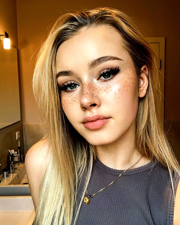 lilih instagram image archive image