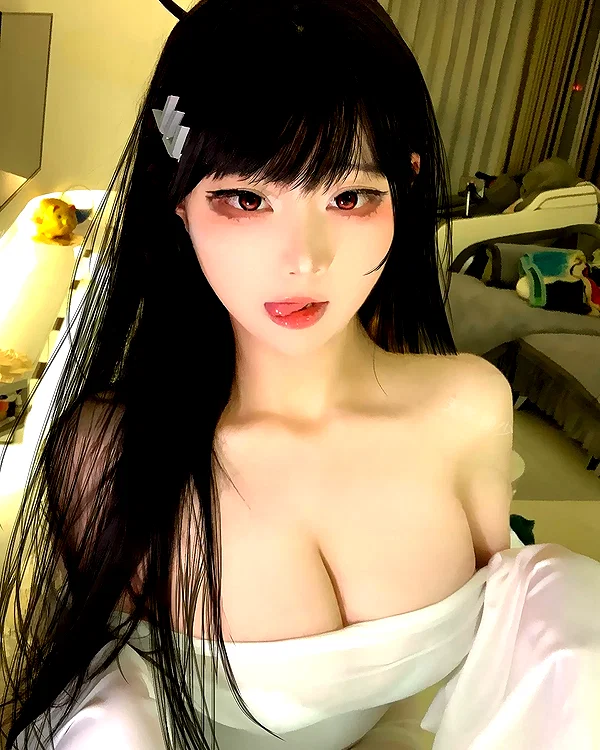 yingyinng_ instagram image archive image