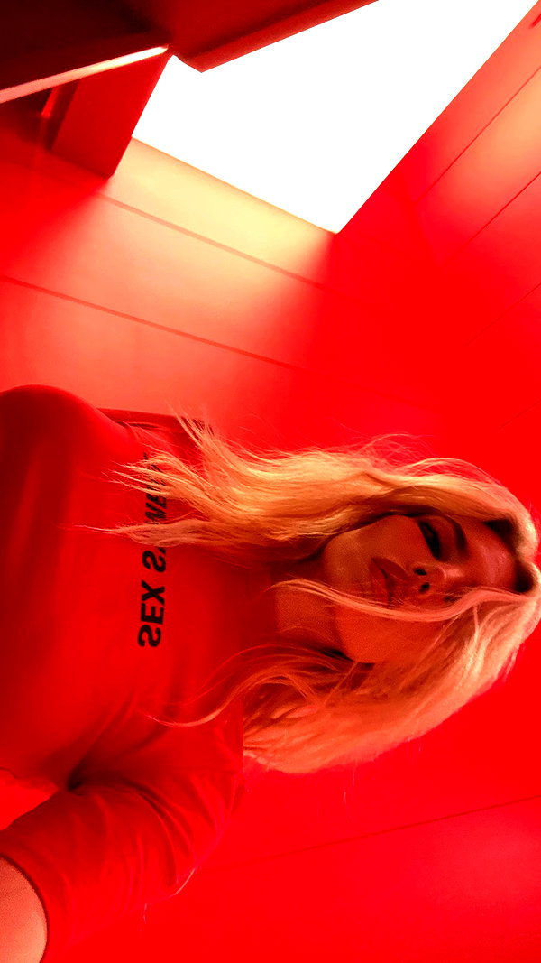 alien.hanna instagram image archive image