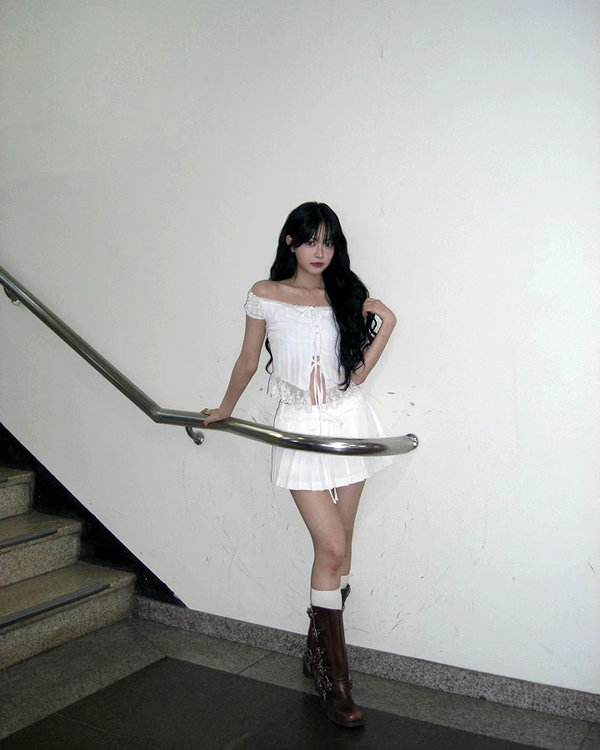 hhh.e_c.v instagram image archive image