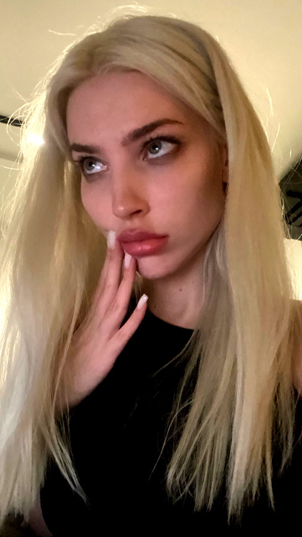 alien.hanna instagram image archive image