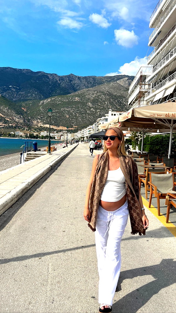 barzomer instagram image archive image
