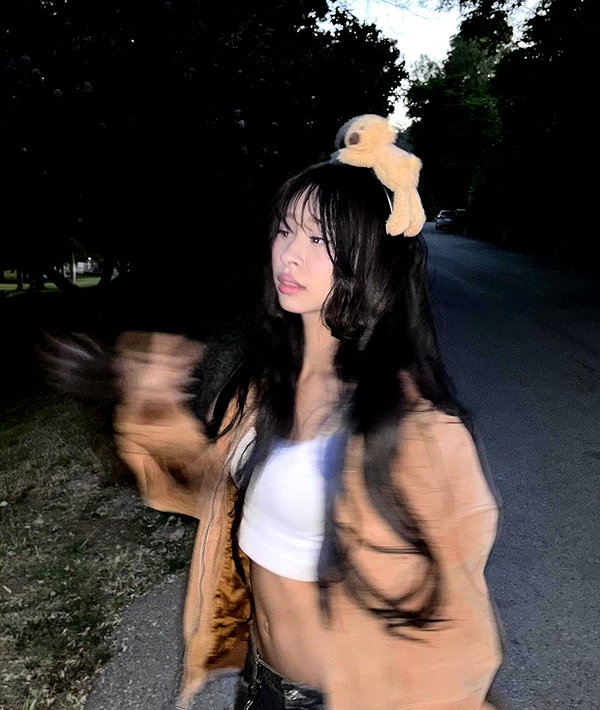 princessamelia_official instagram image archive image