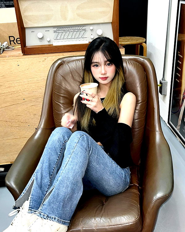 52._.0921 instagram image archive image