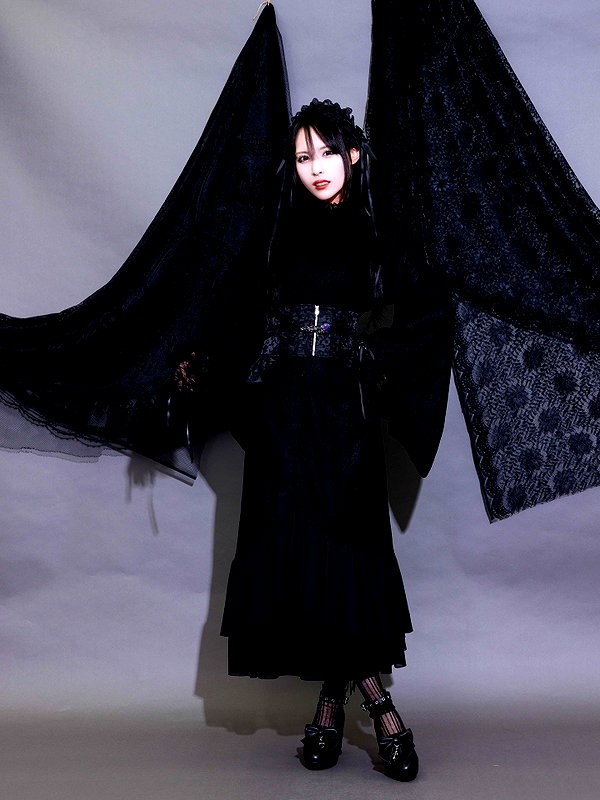 yamikumo_leisa instagram image archive image
