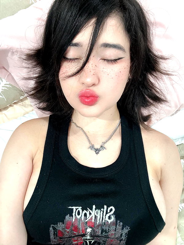 liawaifuu instagram image archive image