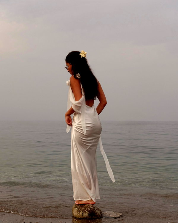 alishevs instagram image archive image
