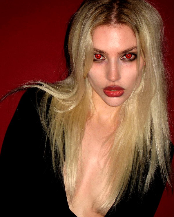 alien.hanna instagram image archive image