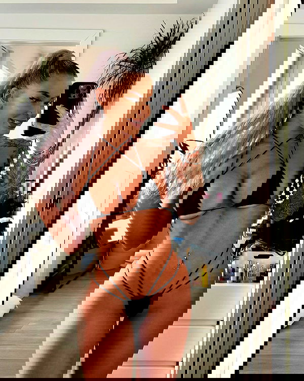 itshayleydavies itshayleydavies archive image