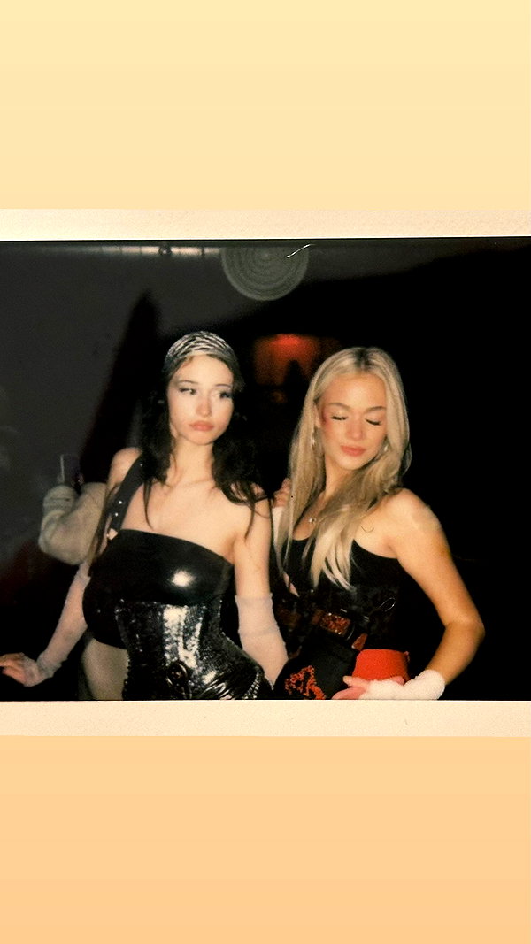 Archived image from @flo_holland53 on Instagram