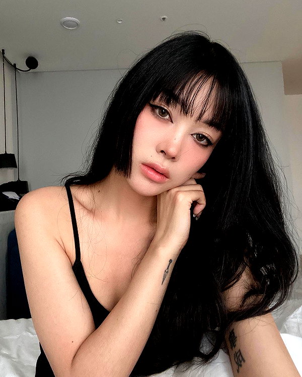 emily.ghoul instagram image archive image