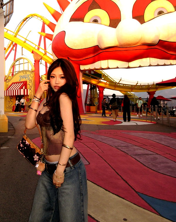 joycee.e instagram image archive image
