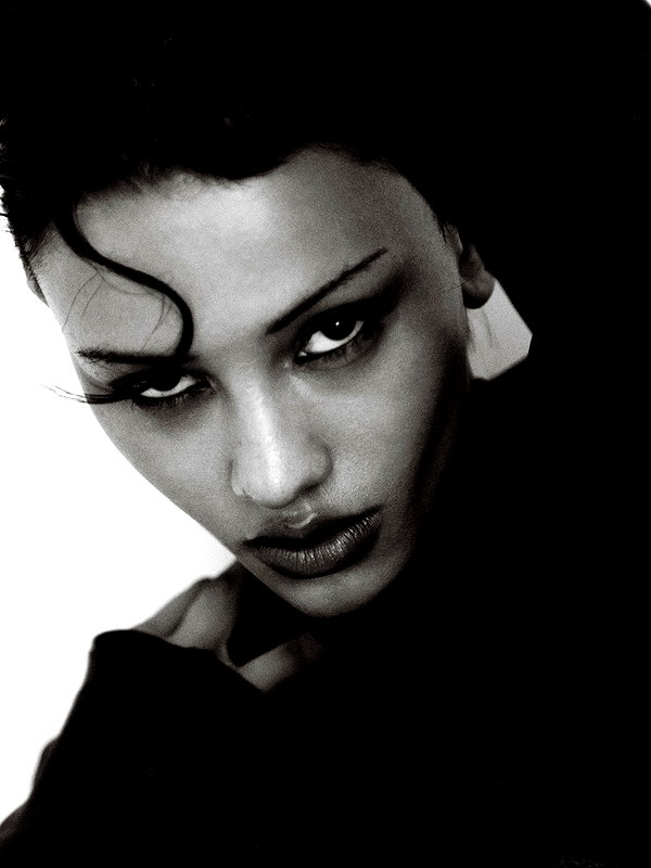 leonanaomii instagram image archive image