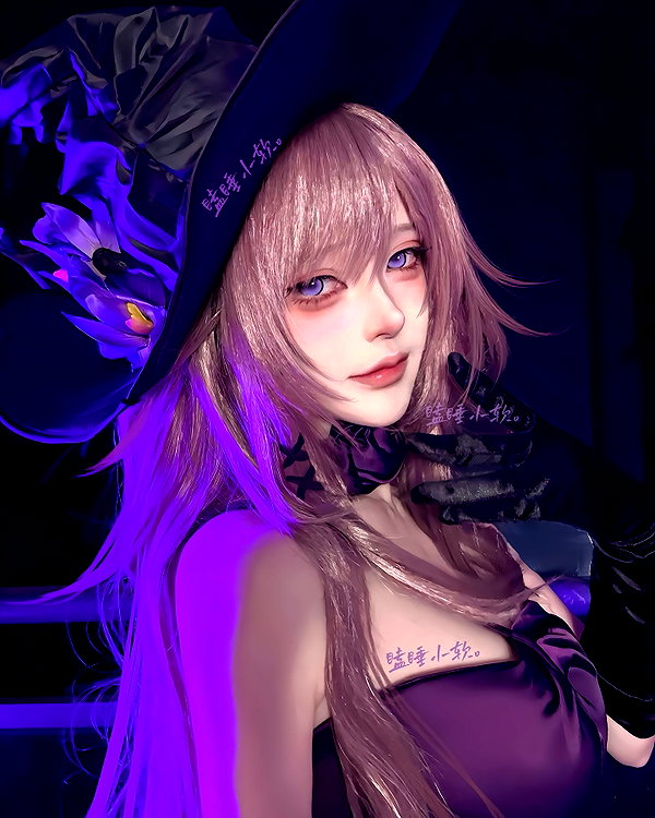 gallery_cosplayer instagram image archive image
