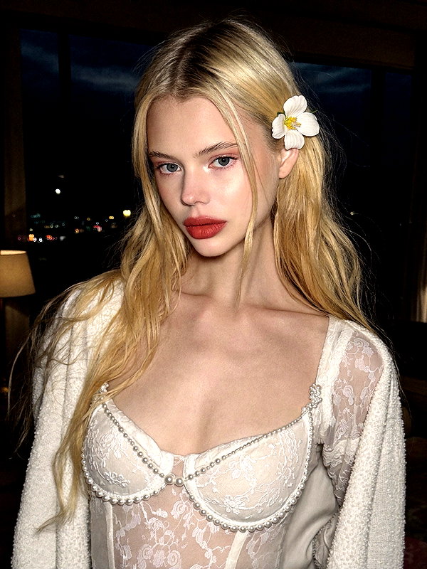 alisen.mari instagram image archive image