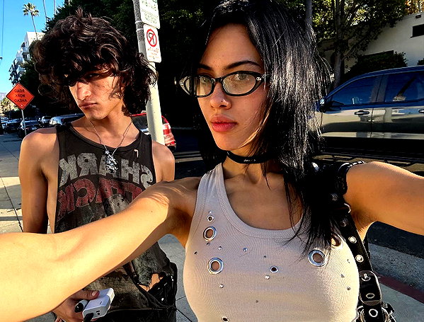 leonanaomii instagram image archive image