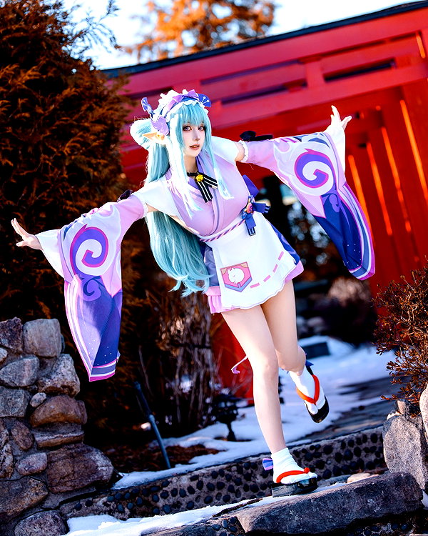 miee_cos instagram image archive image