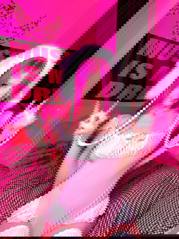 neondemoni neondemoni archive image