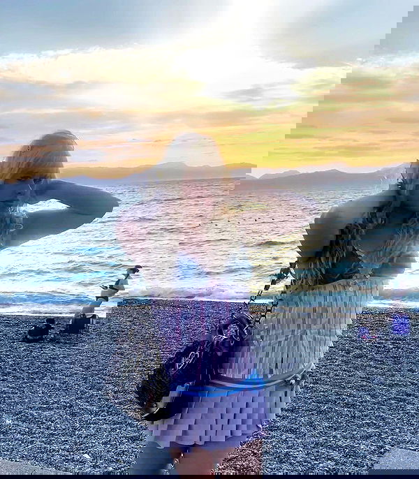 ormosheee ormosheee archive image