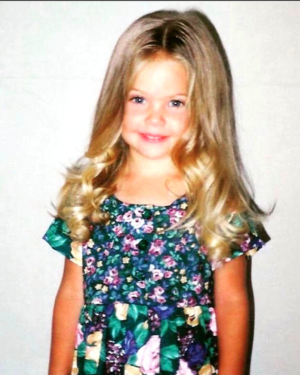 ashleybenson instagram image archive image