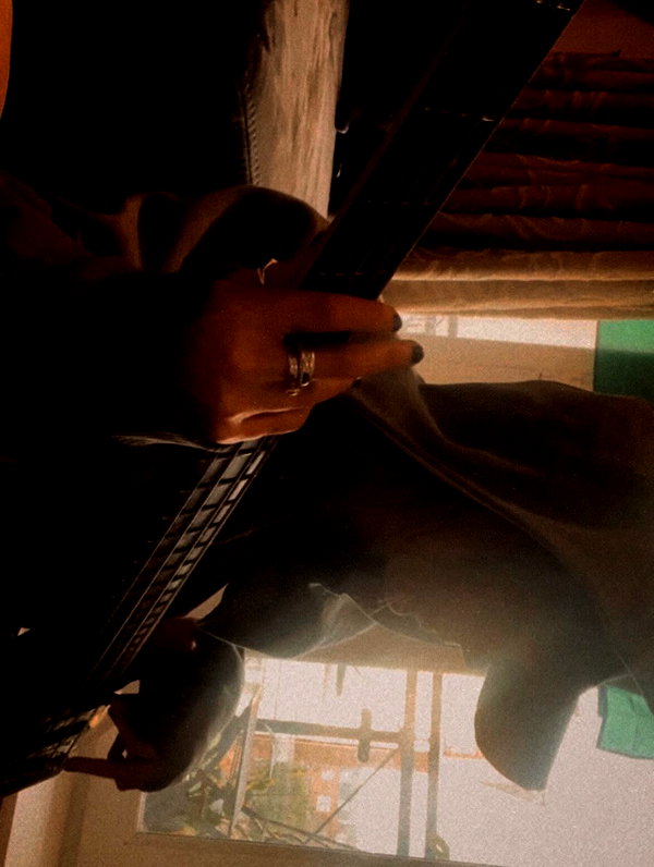 _femalien instagram image archive image