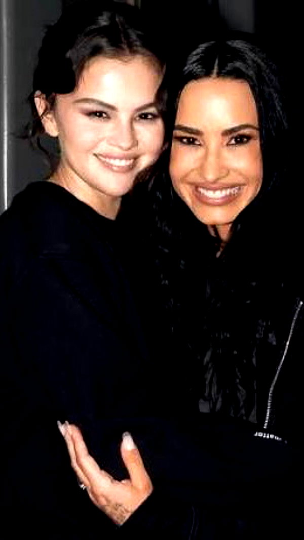 Archived image from @selenagomez on Instagram